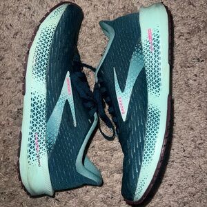 Brooks Hyperion Tempo